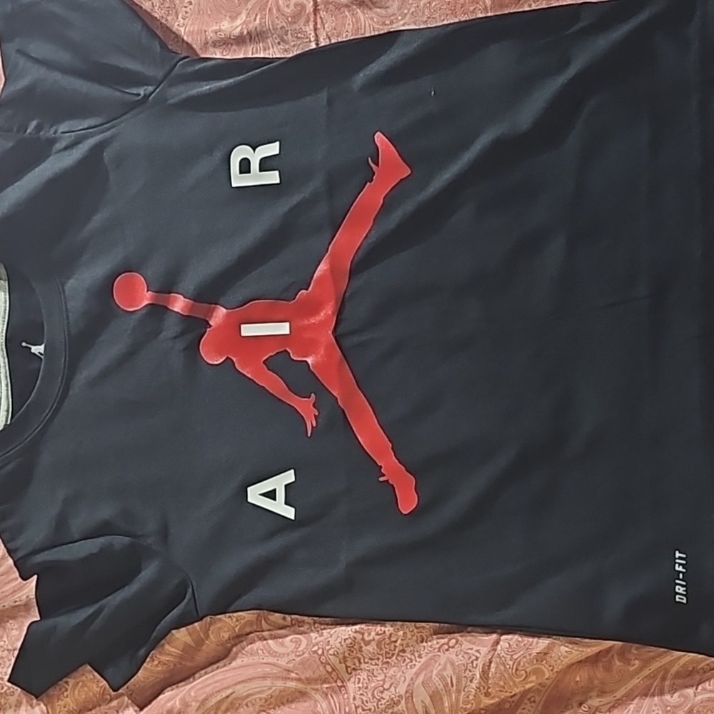 Air Jordan dri-fit black t-shirt